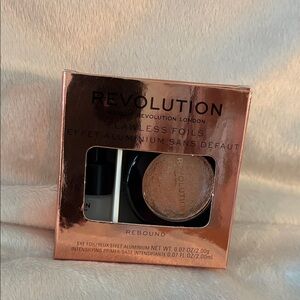 Revolution Flawless Foils Eye Foil + Primer — Rose Gold Rebound
